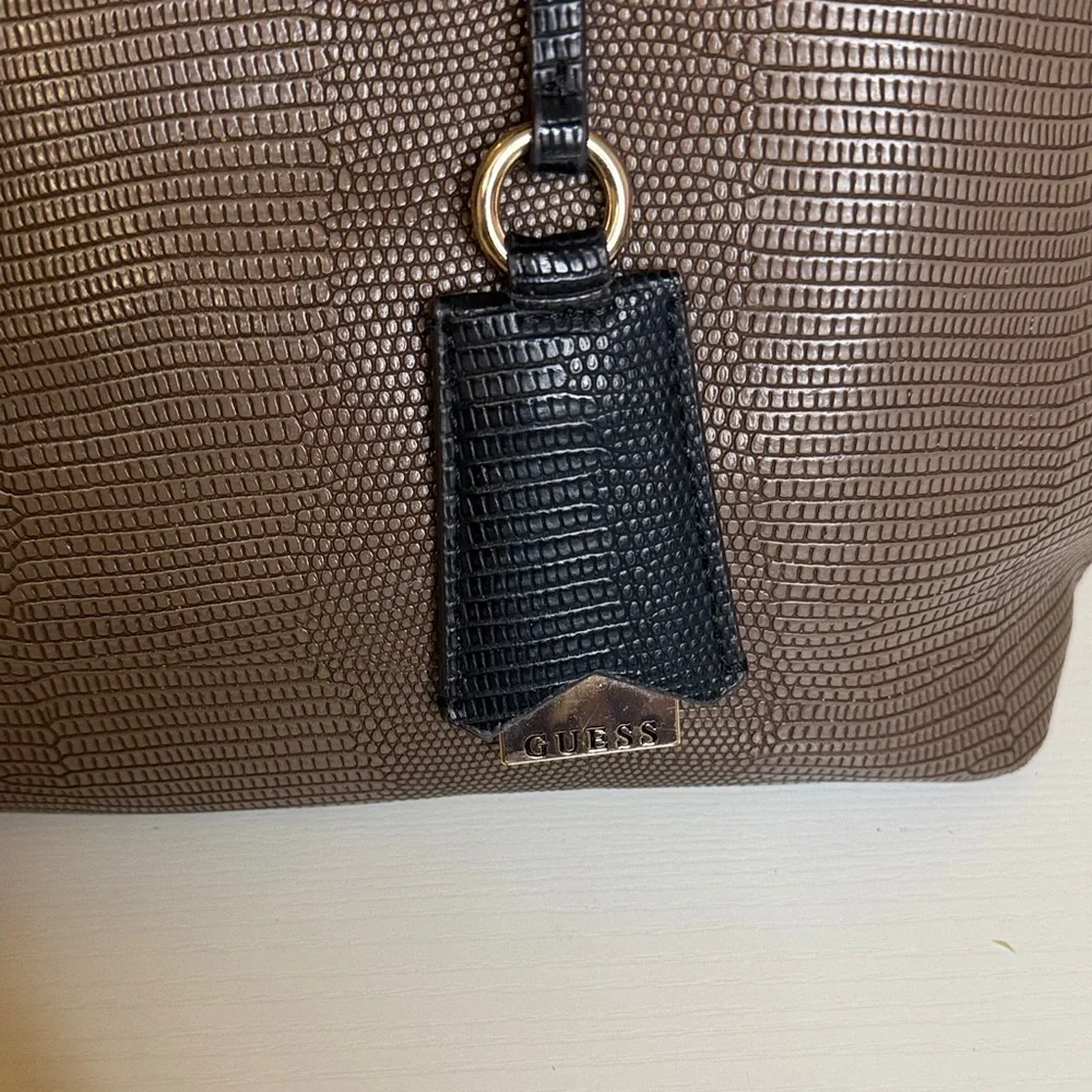 Guess Lyndi Large Girlfriend Textured Brown Satchel Bag